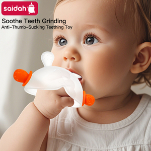 SD1700 Adorable Bunny Teething Toy with Hidden Handle: Ideal for Tiny Babies - Soothe Those First Teeth!